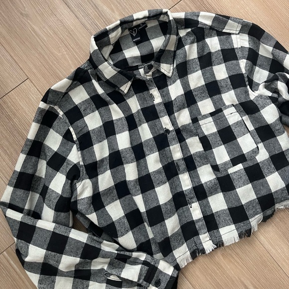 Windsor Checkered Cropped Button Up - Picture 1 of 6